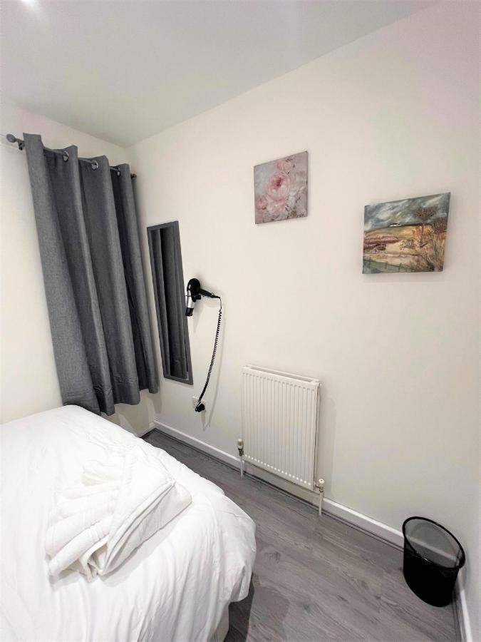 Stepney Green Beds To Stay 24 Londra Exterior foto