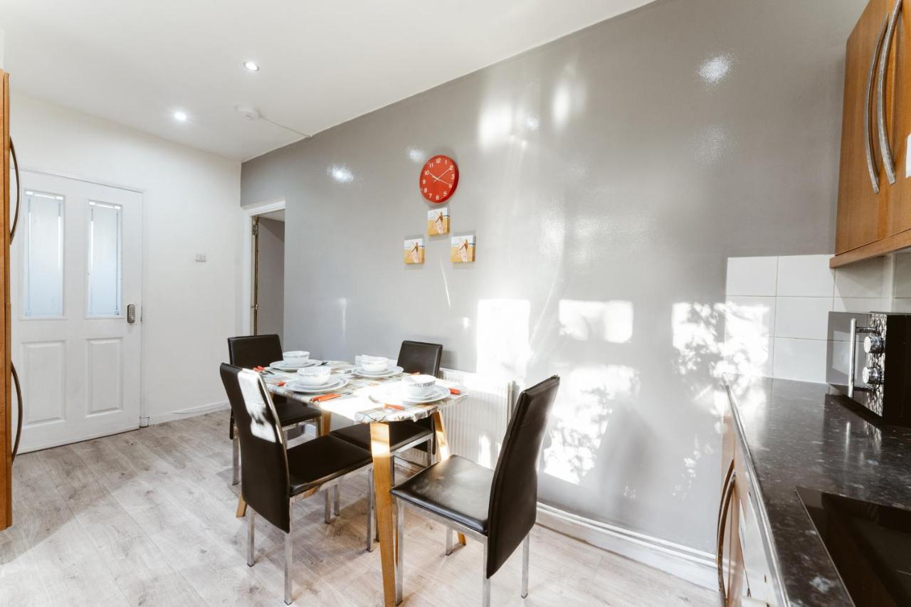 Stepney Green Beds To Stay 24 Londra Exterior foto
